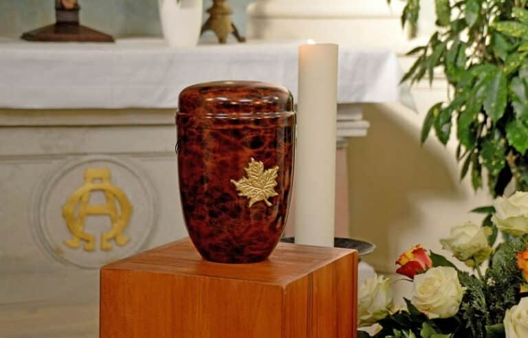 урна за прах/cremation urn for ashes